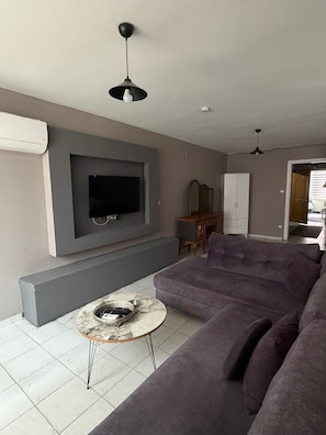 Apartment, 2 Bedrooms, Smoking | Living room - No 19 Suite Pendik Otel-9 (Istanbul)