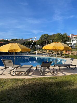 Pool - Vrbo Property (Quarteira)