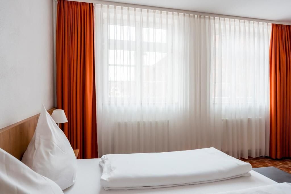 Superior Double Room | In-room safe, soundproofing, WiFi (free)