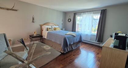 Oceanfront Private Suite w/Breakfast by the Atlantic | Nova Scotia's South Shore