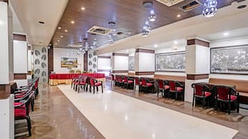 House | Dining