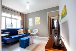Leilighet – comfort, 2 soverom, kjøkken, byutsikt | Oppholdsområde