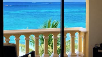 Comfort Studio, Sea View | Pemandangan balkoni