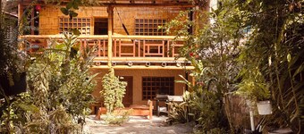 Comfortable cabin. Just 2 minutes from the beach!