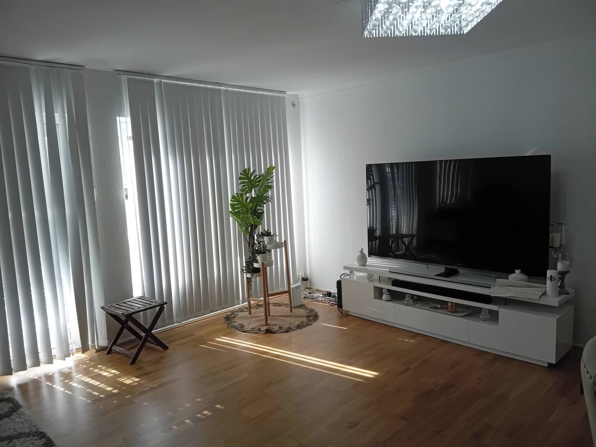 House, 1 Bedroom | Living room