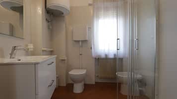 Departamento clásico, balcón | Baño