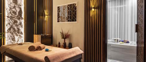 Sauna, Turkish bath, body treatments, aromatherapy, hot stone massages