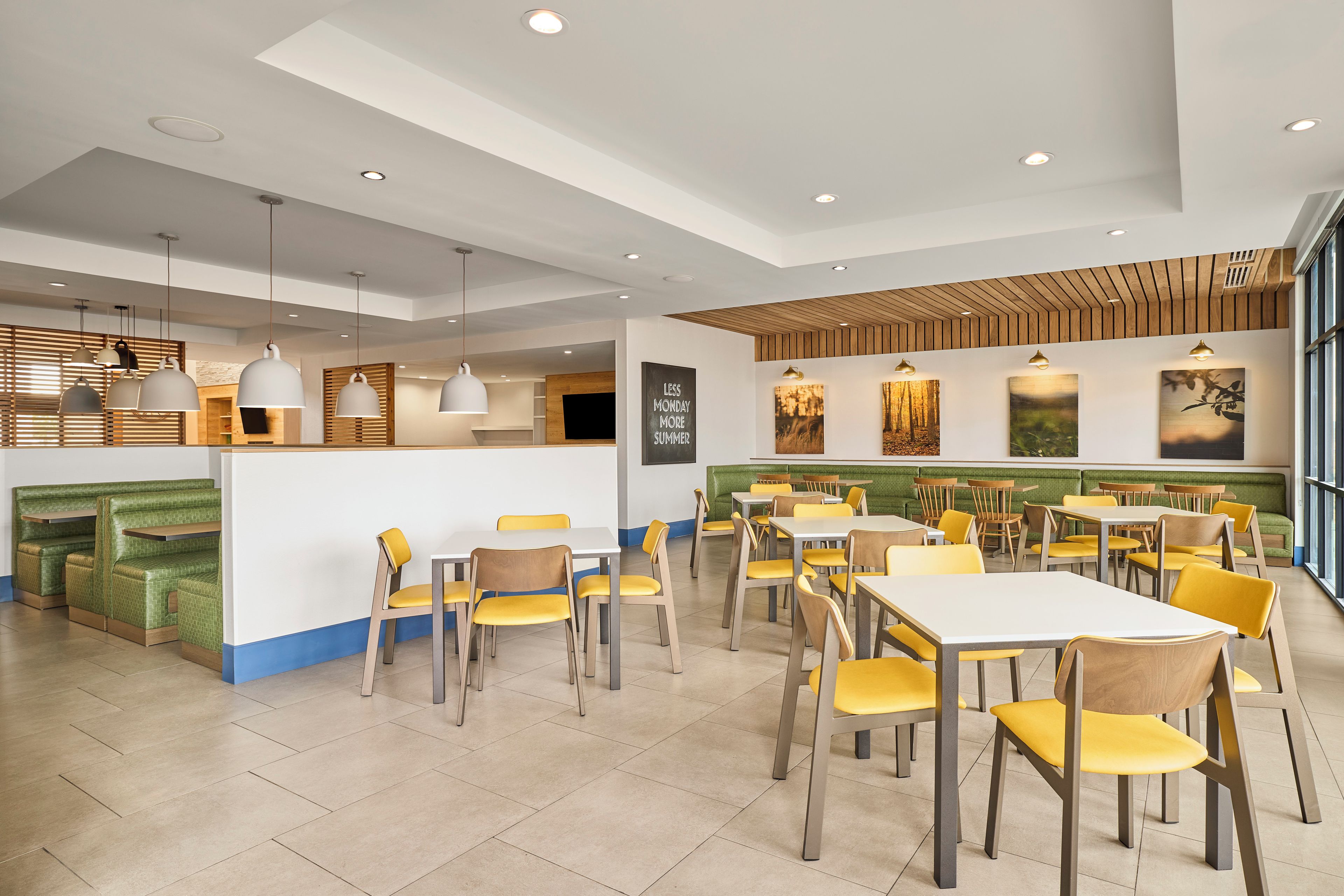Breakfast area