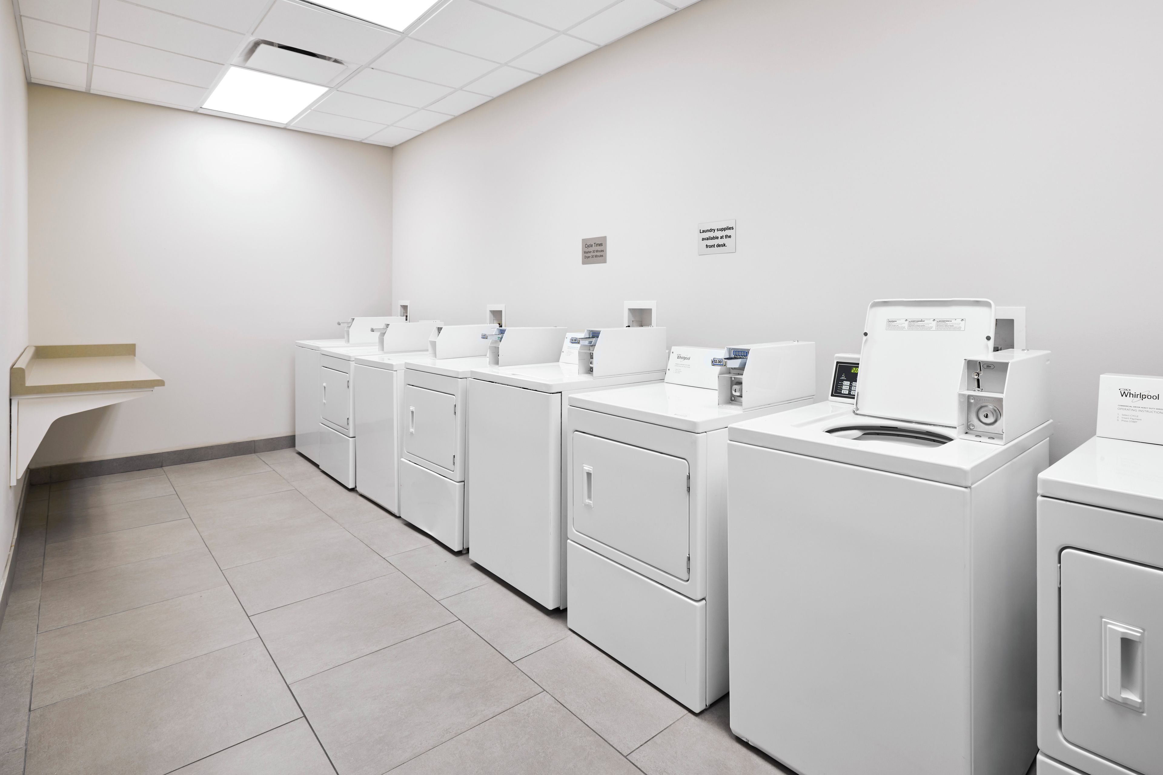 Ruang laundry