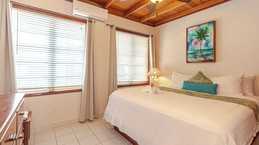Coral Bay Villas