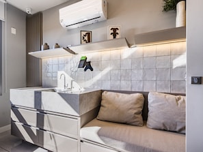 Shower, hair dryer, towels, soap - Connect João Wallig by My Way (Porto Alegre)