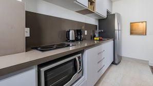Deluxe Apartment | Private kitchen
