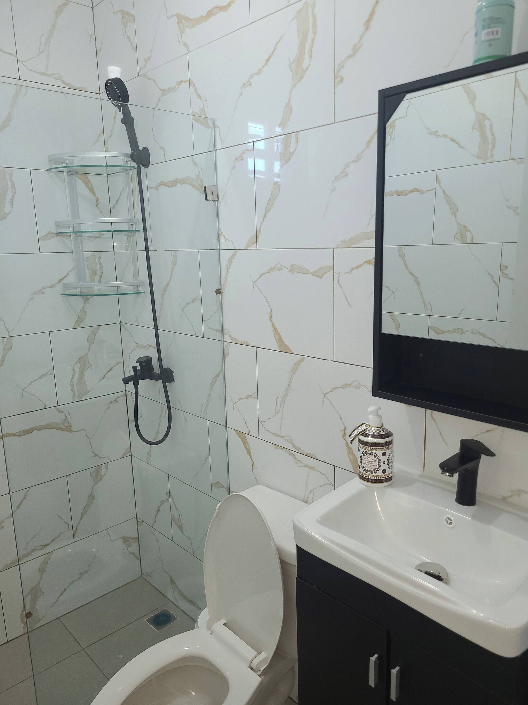 Căn hộ, 2 phòng ngủ | Phòng tắm
