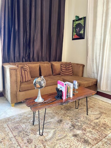 Afro Soul 2-bedroom house with AC in Tegata Dar es Salaam