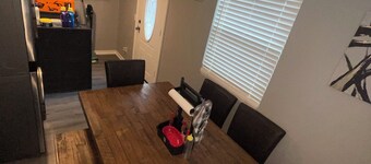 My Nice Lil Cozy Place 1BR house in Columbus just minutes away from downtown!
