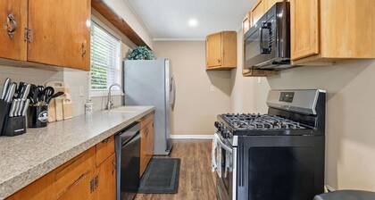 Peaceful North Little Rock Home w Backyard!