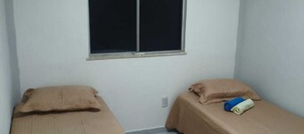 Well-located family apartment, close to bakeries and restaurants.