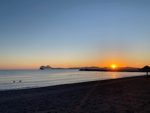 Beach - 🌊 Cozy Loreto Hideaway | 2BR | Full Kitchen | 1 Block from the Malecón & Downtown (Loreto)