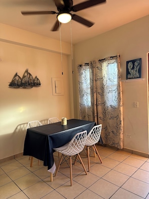 Dining - 🌊 Cozy Loreto Hideaway | 2BR | Full Kitchen | 1 Block from the Malecón & Downtown (Loreto)