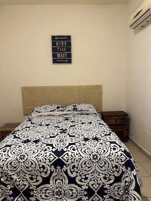 Room - 🌊 Cozy Loreto Hideaway | 2BR | Full Kitchen | 1 Block from the Malecón & Downtown (Loreto)