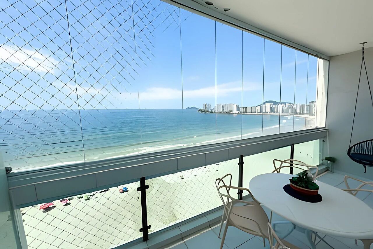 Deluxe Apartment, Beach View | Outdoor dining