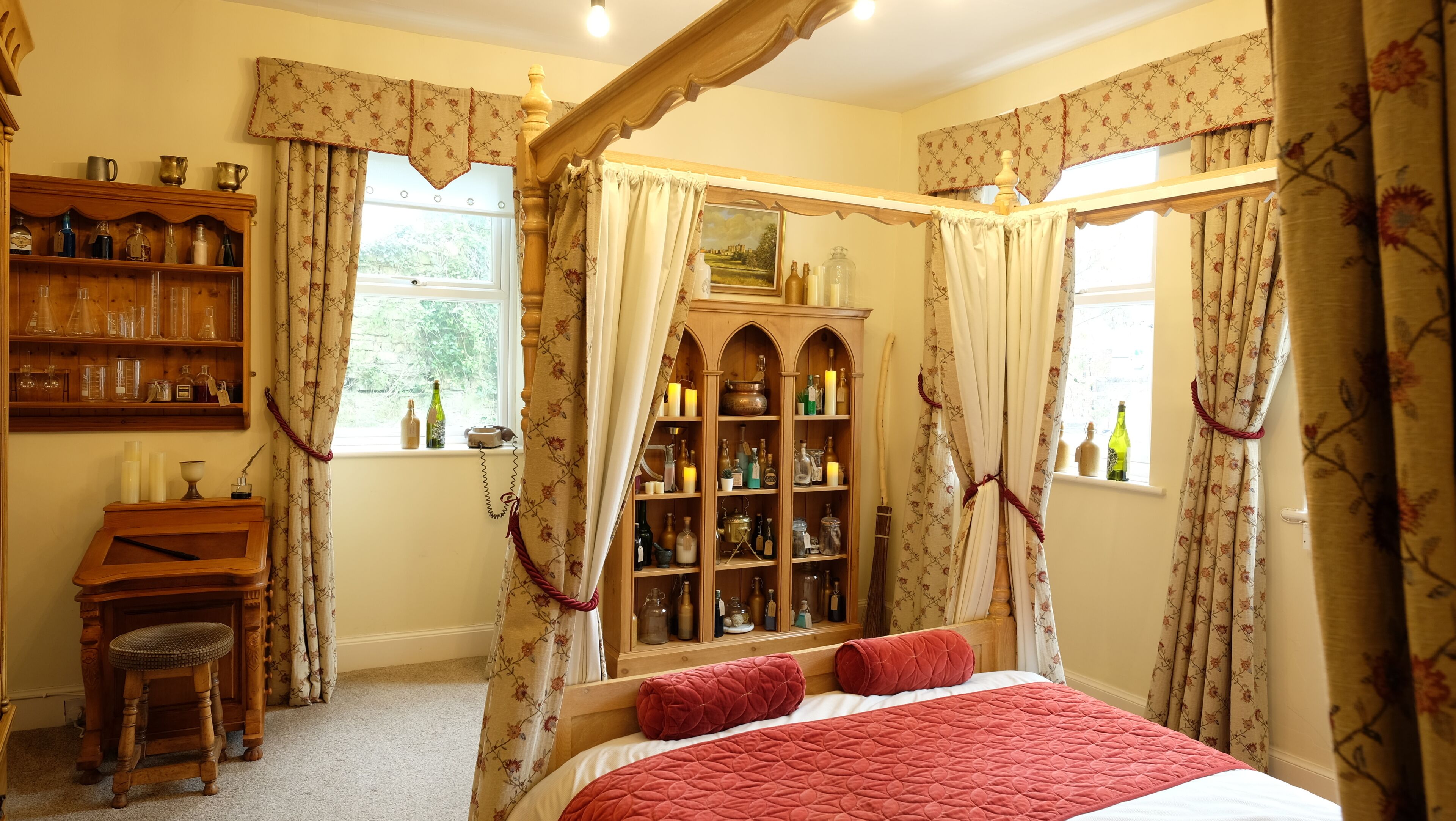 The Potions Room - A Magical Hot Tub Hideaway - Alnwick