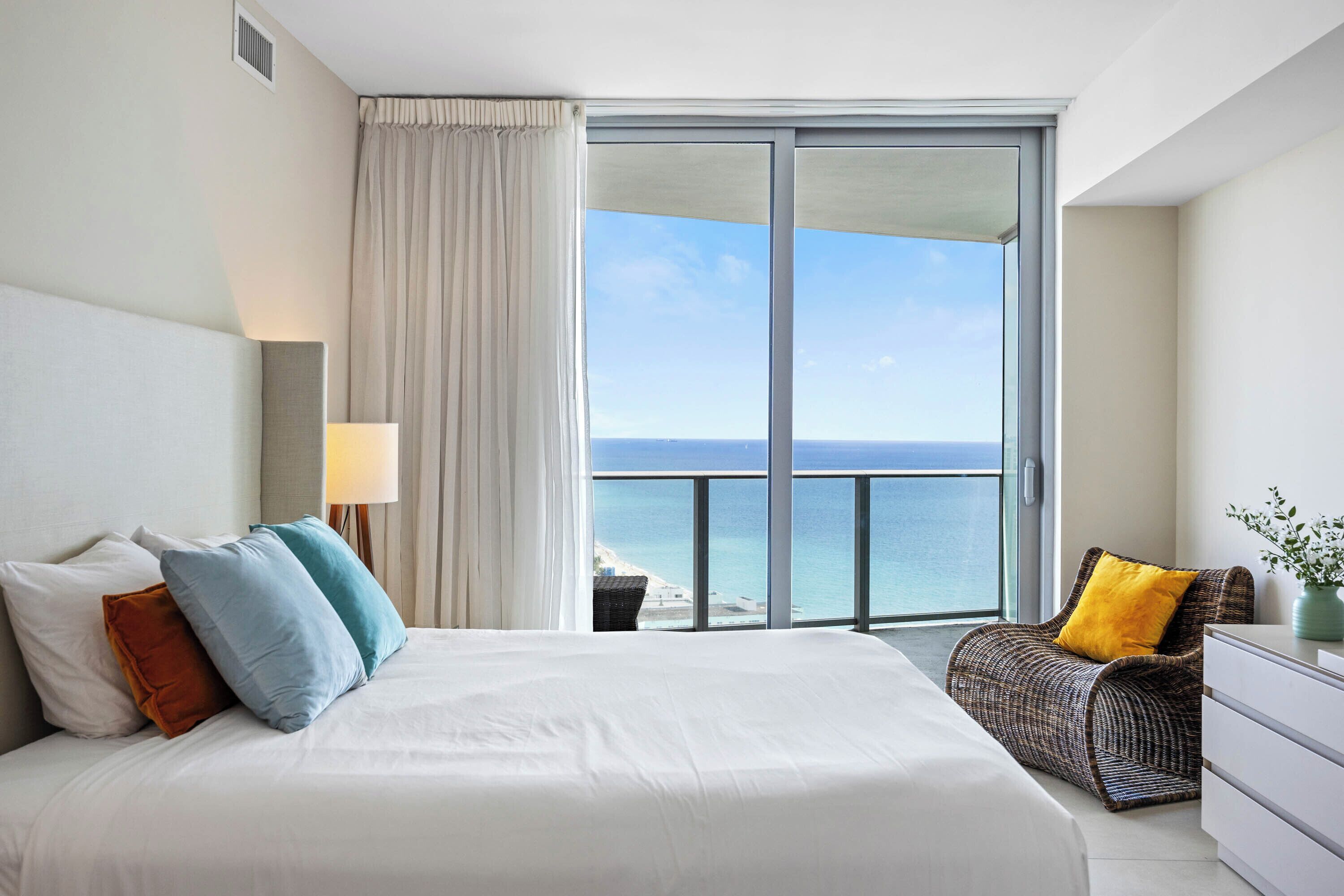 Luxury Condo, 1 Bedroom, Corner | In-room safe, iron/ironing board, WiFi (free), bed sheets