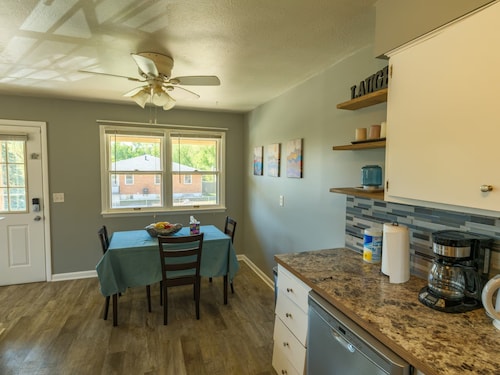 Cozy 2BR Omaha Home: Pet-Friendly + Fenced Yard, Garage + Workspace