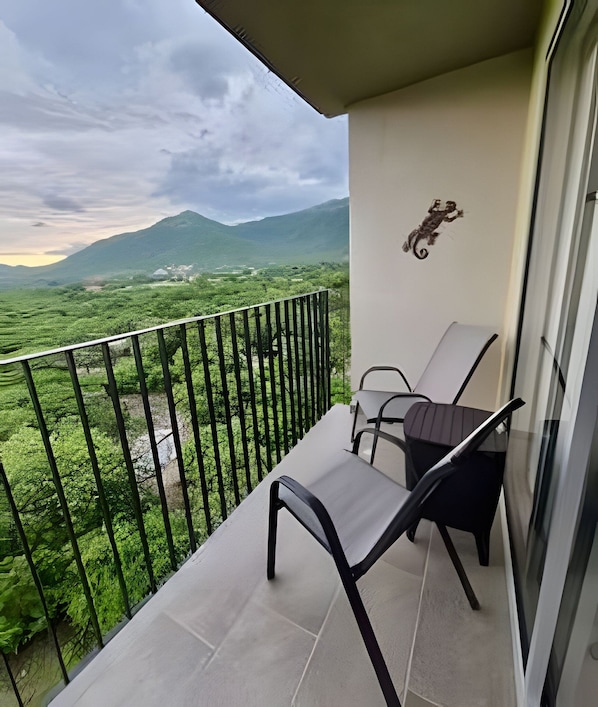 Property grounds - Vista, Sierra y Mar | 3BD Apt w/ Pool & Jacuzzi (Santa Marta)