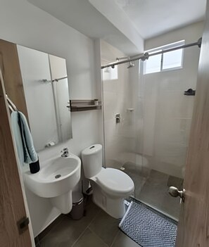 Bathroom - Vista, Sierra y Mar | 3BD Apt w/ Pool & Jacuzzi (Santa Marta)