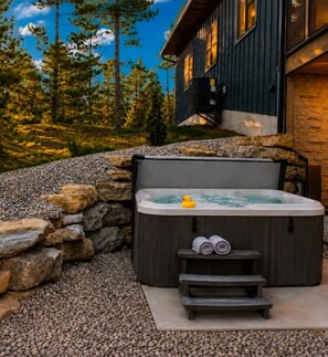 Bain à remous extérieur