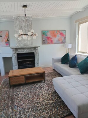House, 2 Bedrooms, Patio, Garden View | Living area - L'ermitage Villa 30 in Franschhoek (Franschhoek)
