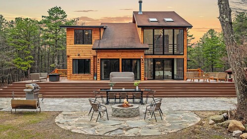 Winter Court Log Cabin by Avanstay Private Trail + Fire Pit + Basketball Court Near Camelback
