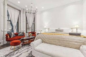 Iron/ironing board, free WiFi, bed sheets