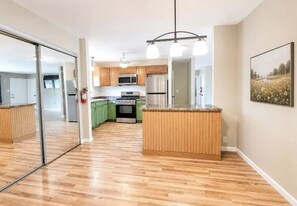 Private kitchen - 4-bedroom house in South Bend (South Bend)