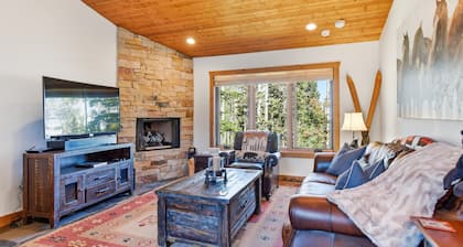 Rare 2 bedroom in The Colony!