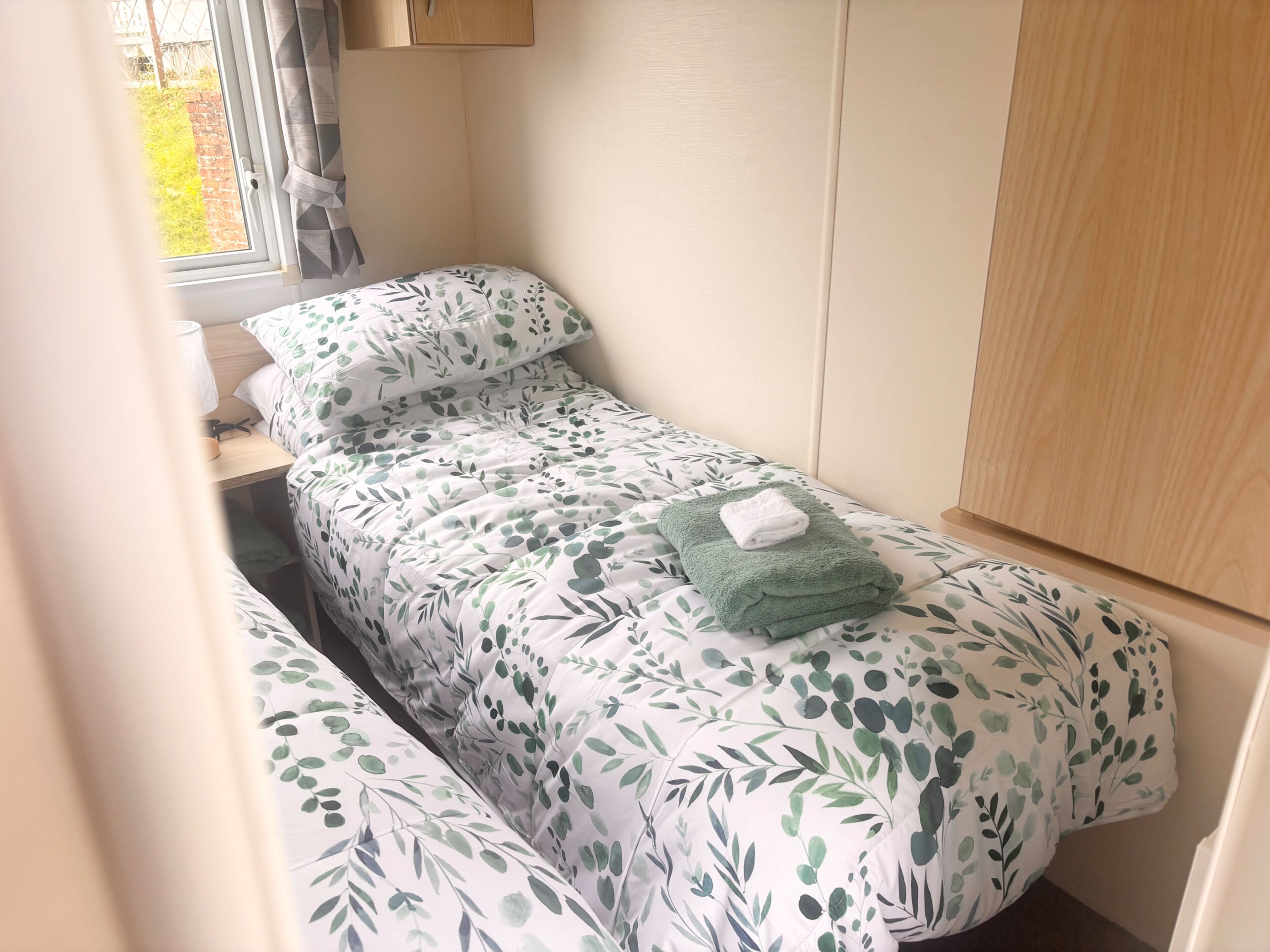 熨斗/熨衣板、WiFi、床单