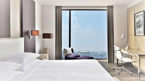 Ảnh chưa phân loại, 3 trong số 56 ảnh, nút