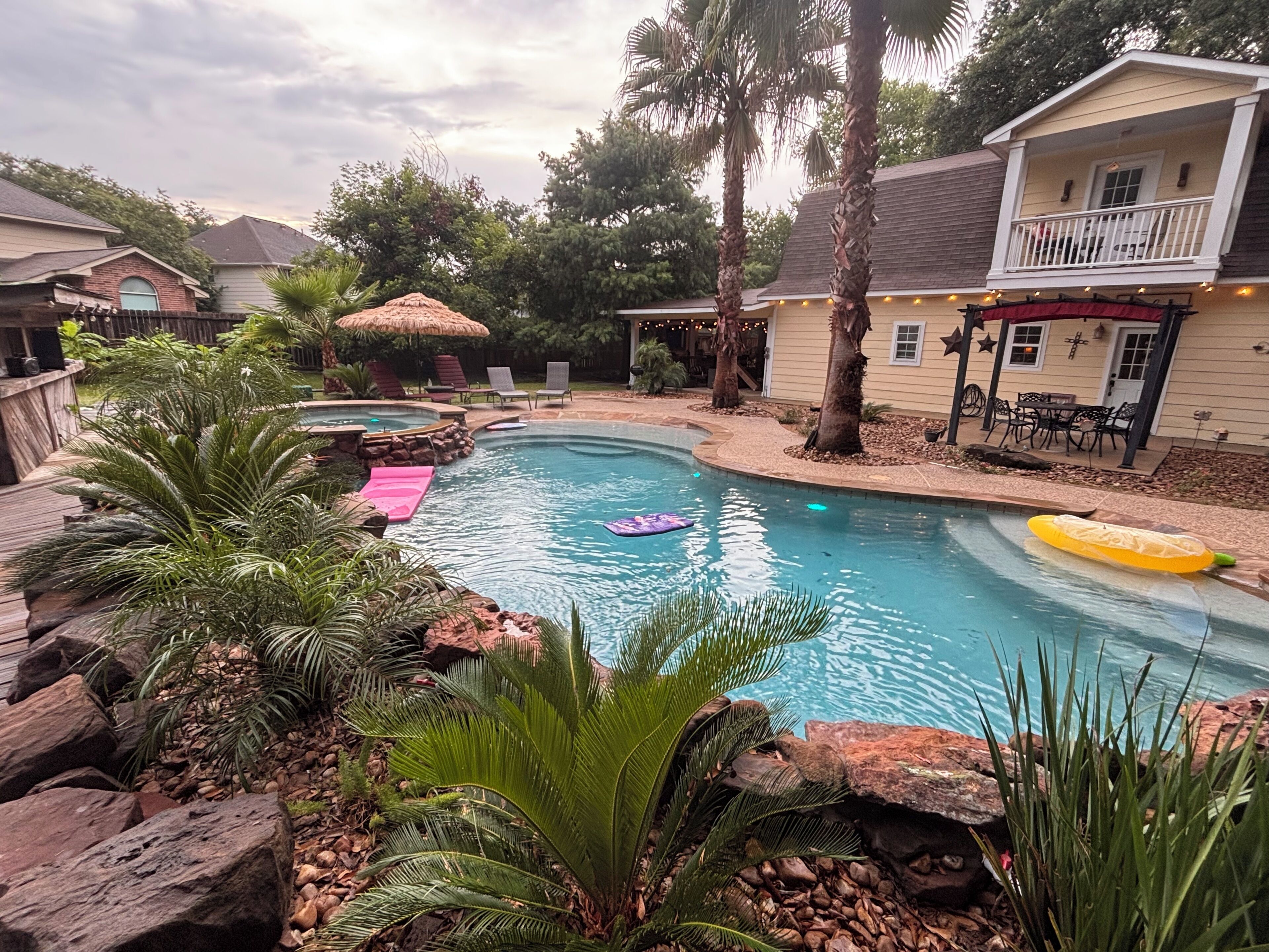 Pool
