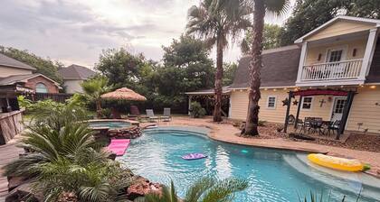 The “Escape” is 1 of 3 suites on this 5.5 acre resort. Amenities are shared.