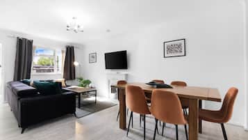 Family House | Dining