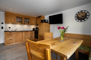Dining - Vrbo Property (Zwiesel)