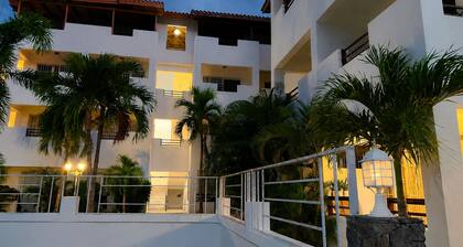 ANYA 3 Modern Retreat Apt