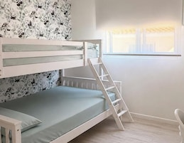 Apartamento conforto, sacada, vista para o jardim | Wi-Fi de cortesia