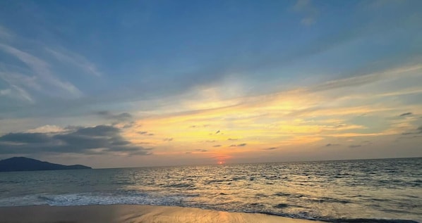 Bãi biển