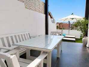 Outdoor dining - Colina Hill Living4malaga (Torremolinos)