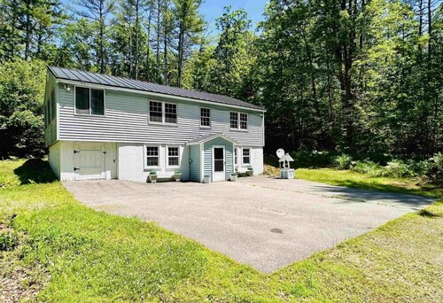Spacious Family Friendly 3-bedroom home in Ashland perfect for your next getaway