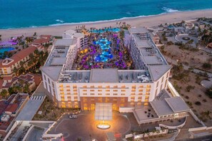 Exterior - Escape to a beautiful two-bedroom oceanfront resort in Cabo. (San José del Cabo)