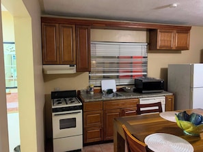 Family Suite | Private kitchen - Hotel Costa Dorada (Playas de Rosarito)