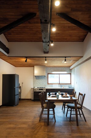 Dining - Shakotan bleu cachette (Shakotan-cho, Shakotan-gun)